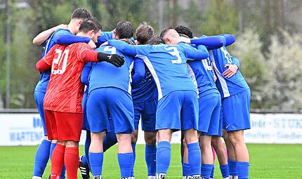 Die SpVgg Zeckern gibt sich nicht auf – und tut gut daran: Der Klassenerhalt wird immer realistischer. Die SpVgg Zeckern gibt sich nicht auf – und tut gut daran: Der Klassenerhalt wird immer realistischer.