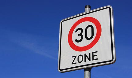 Tempo 30 Die Coburger FDP ist gegen eine Ausweitung von Tempo-30-Zonen.
