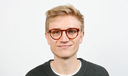 Phase zwei des neuen deutsch-französischen Kampfflugzeugs wurde vorerst auf Eis gelegt wegen Streitereien um Zuständigkeiten beteiligter Unternehmen. Das birgt eine Gefahr für die Zukunft Europas, sagt Jonathan Lindenmaier. Phase zwei des neuen deutsch-französischen Kampfflugzeugs wurde vorerst auf Eis gelegt wegen Streitereien um Zuständigkeiten beteiligter Unternehmen. Das birgt eine Gefahr für die Zukunft Europas, sagt Jonathan Lindenmaier.