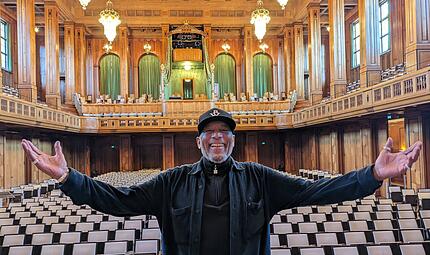 Ron Williams vor fünf Jahren im Regentenbau. Ron Williams vor fünf Jahren im Regentenbau.