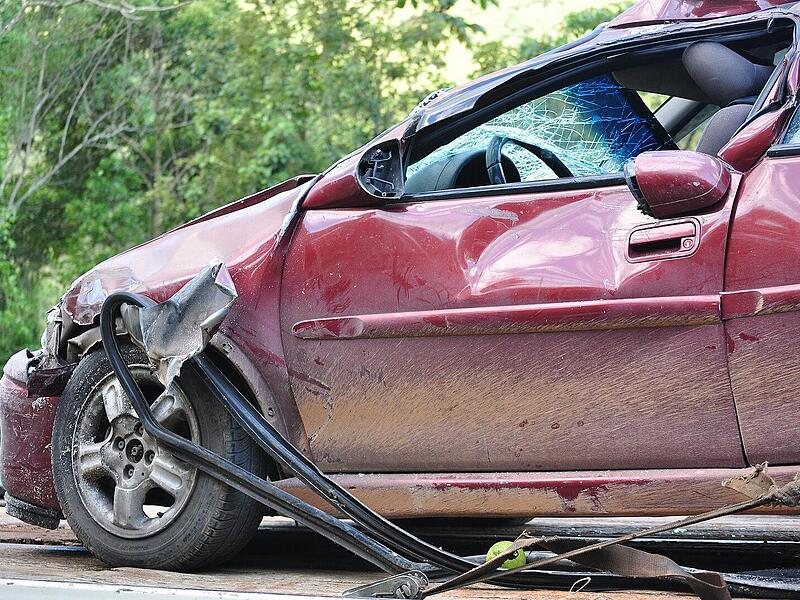 30.000 Euro Schaden bei Unfall im Kreis Lichtenfels 30.000 Euro Schaden bei Unfall im Kreis Lichtenfels