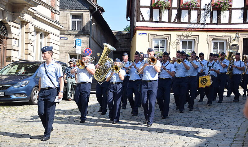 Freischießen 2026: Hier spielt beim Schützenauszug die MusikFreischießen 2026: Hier spielt beim Schützenauszug die Musik Freischießen 2026: Hier spielt beim Schützenauszug die MusikFreischießen 2026: Hier spielt beim Schützenauszug die Musik