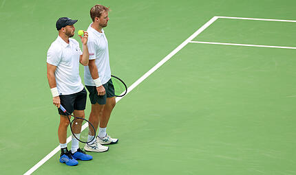 Kevin Krawietz (r.) und Tim Pütz beenden nach der Saison ihre vierjährige Zusammenarbeit. Kevin Krawietz (r.) und Tim Pütz beenden nach der Saison ihre vierjährige Zusammenarbeit.