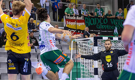 Petros Boukovinas hielt in der ersten Halbzeit gegen Göppingen neun Bälle. Petros Boukovinas hielt in der ersten Halbzeit gegen Göppingen neun Bälle.