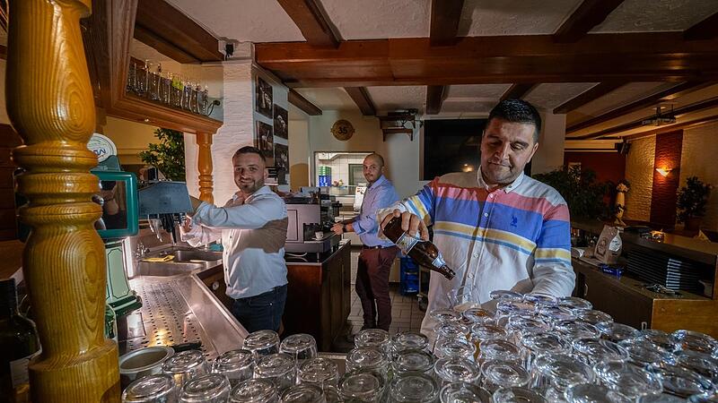 Ein Trio übernimmt das „Alte Backhhaus“ in Herzogenaurach (von links): Edip Elbeyli, Erhan Hasan und Mesout Ismail Ein Trio übernimmt das „Alte Backhhaus“ in Herzogenaurach (von links): Edip Elbeyli, Erhan Hasan und Mesout Ismail