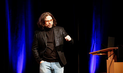 „Sabberlodd, Bamberg!“ Der Jahresrückblick 2025 von Florian HerrnlebenSabberlodd, Bamberg! „Sabberlodd, Bamberg!“ Der Jahresrückblick 2025 von Florian HerrnlebenSabberlodd, Bamberg!