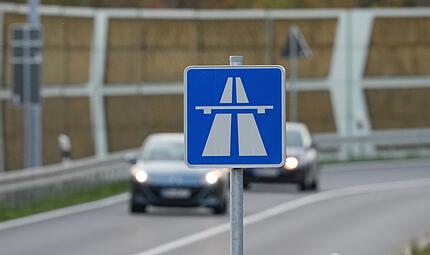 Autobahn - Symbolbild Autobahn - Symbolbild