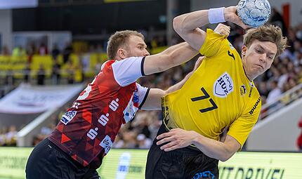 Auf Marks Lilienfelds (rechts) konnte sich der Trainer des HSC 2000 Coburg im Spiel gegen die HSG Nordhorn-Lingen verlassen. Auf Marks Lilienfelds (rechts) konnte sich der Trainer des HSC 2000 Coburg im Spiel gegen die HSG Nordhorn-Lingen verlassen.