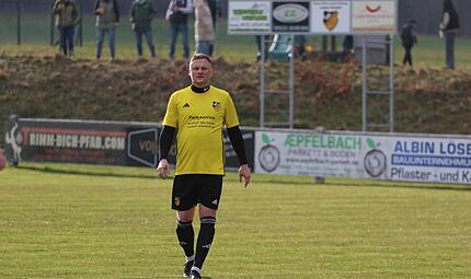 Normalerweise erzielt Christian Manicki Treffer für die DJK Wimmelbach. Im Spitzenspiel gegen Uehlfeld verhinderte er die des Gegners. Normalerweise erzielt Christian Manicki Treffer für die DJK Wimmelbach. Im Spitzenspiel gegen Uehlfeld verhinderte er die des Gegners.