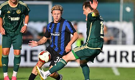Der gebürtige Bamberg Philipp Müller (hier im Test gegen den SC Eltersdorf) trifft am Samstag mit der SpVgg Greuther Fürth auf seine Heimatstadt und Bruder Felix. Der gebürtige Bamberg Philipp Müller (hier im Test gegen den SC Eltersdorf) trifft am Samstag mit der SpVgg Greuther Fürth auf seine Heimatstadt und Bruder Felix.