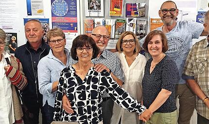 Die „Fränkischen Israelfreunde“ veranstalteten „Aktuelles aus Jerusalem“ mit der Journalistin und Islamwissenschaftlerin Mirjam Holmer (3. v. r.). Viele Interessierte füllten den Saal im Gemeindehaus St. Johannis. Die „Fränkischen Israelfreunde“ veranstalteten „Aktuelles aus Jerusalem“ mit der Journalistin und Islamwissenschaftlerin Mirjam Holmer (3. v. r.). Viele Interessierte füllten den Saal im Gemeindehaus St. Johannis.