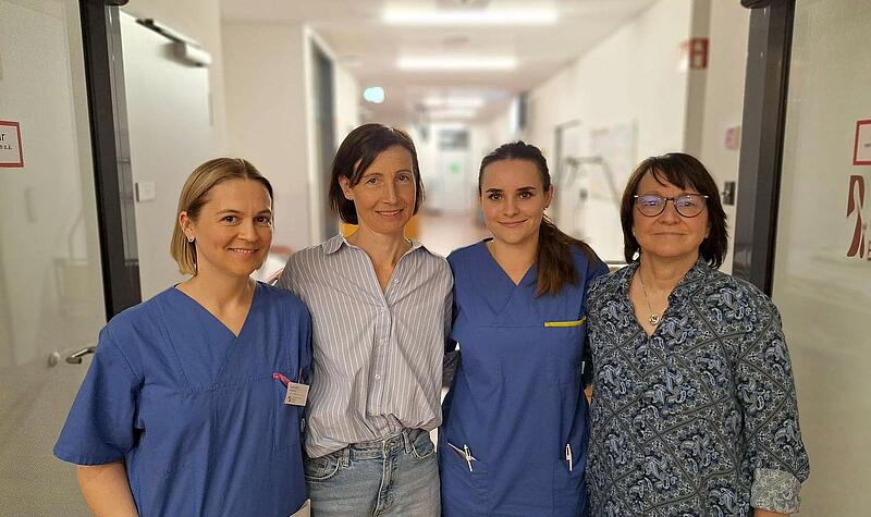 Beleghebammen Klinikum Bamberg Die Bamberger Beleghebammen Ruth Neff, Silke Walter, Judith Gütlein und Jutta Banik (von links) kritisieren das neue Hebammenhilfegesetz.