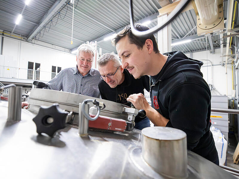 Gebrüder Kundmüller bei der Jopen Brauerei in Haarlem Gebrüder Kundmüller bei der Jopen Brauerei in Haarlem