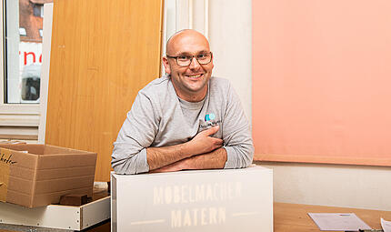 Christian Matern aus Weingarts in seiner WerkstattForchheim & Fränkische Schweiz Christian Matern aus Weingarts in seiner Werkstatt