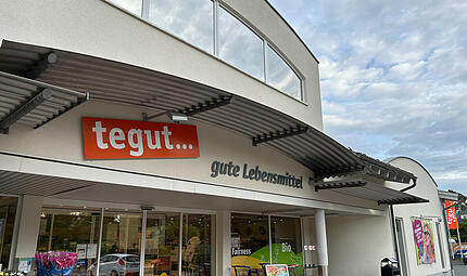 Tegut in Rödental Der Tegut in der Kronacher Straße in Rödental schließt bereits zum 20. Juni 2026.