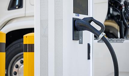 Megawatt-Ladepark für E-Lastkraftwagen Megawatt-Ladepark für E-Lastkraftwagen