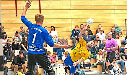 Handball: Kunstadter Scholz traf oft Kunstadts Marco Scholz steuerte beim 38:24-Heimerfolg der HGK neun Treffer bei.
