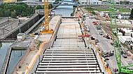 Die neue Schleuse entsteht gleich neben der alten. Die Kosten betragen rund 550 Millionen Euro.HRPI GmbH Die neue Schleuse in Kriegenbrunn entsteht gleich neben der alten. Die Kosten betragen rund 550 Millionen Euro.