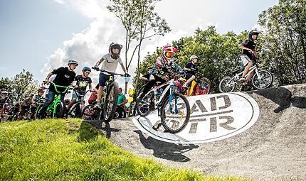 In Tettau soll ein Pumptrack entstehen. Der Marktgemeinderat gab grünes Licht. In Tettau soll ein Pumptrack entstehen. Der Marktgemeinderat gab grünes Licht.