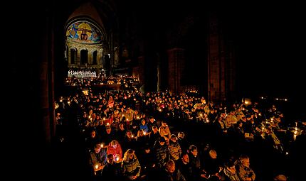 Gottesdienst Osternacht mit Erzbischof Gössl 2026Bewegende Osternacht im Bamberger Dom mit Erzbischof Gössl Gottesdienst Osternacht mit Erzbischof Gössl 2026Bewegende Osternacht im Bamberger Dom mit Erzbischof Gössl