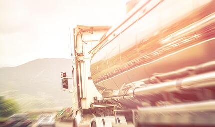 Lkw fährt in Schlangenlinien über A70 bei Bamberg Lkw fährt in Schlangenlinien über A70 bei Bamberg