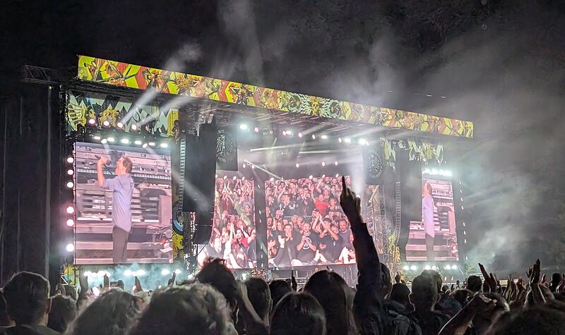 Die Toten Hosen live in Bayreuth 2026Die Toten Hosen live 2026 in Bayreuth auf dem Volksfestplatz Die Toten Hosen live in Bayreuth 2026Die Toten Hosen live 2026 in Bayreuth auf dem Volksfestplatz