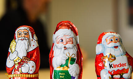 Schoko-Weihnachtsmänner Lindt, Milka, Kinder Schoko-Weihnachtsmänner Lindt, Milka, Kinder