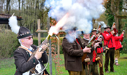Böllerschützen in Aktion Böllerschützen in Aktion
