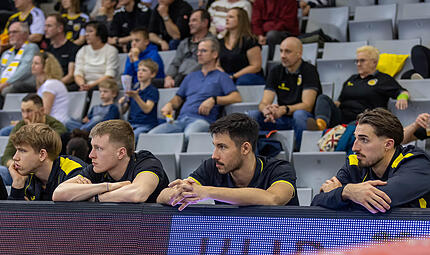 Pavels Valkovskis (l.), Felix Dettenthaler (2. v. l.) und Mikael Helmersson (r.) verlassen den HSC Coburg im Sommer. Nur Nejc Planinsek (2. v. r.) bleibt aus diesem Quartett erhalten. Pavels Valkovskis (l.), Felix Dettenthaler (2. v. l.) und Mikael Helmersson (r.) verlassen den HSC Coburg im Sommer. Nur Nejc Planinsek (2. v. r.) bleibt aus diesem Quartett erhalten.