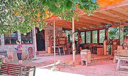 Das idyllische Atelier von Tobias Schreiber im Dobersgrund.Jochen Hümmrich-Welt Das idyllische Atelier von Tobias Schreiber im Dobersgrund.Jochen Hümmrich-Welt
