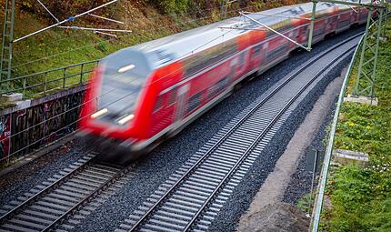 Trassenpreise im Schienenverkehr steigen 2027 kräftig Trassenpreise im Schienenverkehr steigen 2027 kräftig
