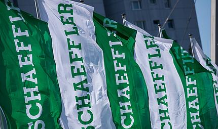 Schaeffler-Flaggen Schaeffler-Flaggen