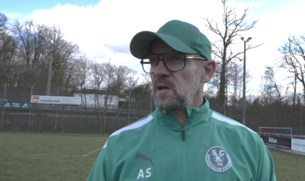 Der SC Kemmern von Trainer Alexander Stretz verlor in Buttenheim deutlich. Wie er die Partie einordnet. Der SC Kemmern von Trainer Alexander Stretz verlor in Buttenheim deutlich. Wie er die Partie einordnet.