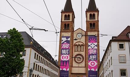 Der 104. Deutsche Katholikentag findet heuer in Würzburg statt unter dem Motto „Hab Mut, steh auf!" Der 104. Deutsche Katholikentag findet heuer in Würzburg statt unter dem Motto „Hab Mut, steh auf!"