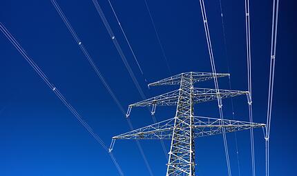 Deutschland und jeder Einzelne müssen sich besser vorbereiten. Denn dass zuweilen Dinge geschehen, die man nicht für möglich gehalten hätte, wie der Stromausfall in Berlin haben die letzten Jahre bitter gezeigt. Deutschland und jeder Einzelne müssen sich besser vorbereiten. Denn dass zuweilen Dinge geschehen, die man nicht für möglich gehalten hätte, wie der Stromausfall in Berlin haben die letzten Jahre bitter gezeigt.