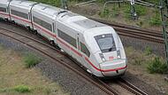 Ohne Sperrungen und Umleitungen fahren die ICE-Züge ab sofort wieder auf der Strecke Würzburg-Hamburg. Sie wurde für 850 Millionen Euro saniert. Ohne Sperrungen und Umleitungen fahren die ICE-Züge ab sofort wieder auf der Strecke Würzburg-Hamburg. Sie wurde für 850 Millionen Euro saniert.
