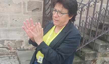 Christiane Kolbet erzählt die historischen Sagen von Höchstadt und erklärt deren Hintergründe und Zwecke. Christiane Kolbet erzählt die historischen Sagen von Höchstadt und erklärt deren Hintergründe und Zwecke.