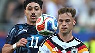 WM 2026 - Deutschland - Paraguay Kampf der Marken auf einer Weltbühne. Neben dem sportlichen Wettbewerb ist die Fußball-WM 2026 ein Kampf um Millionengeschäfte zwischen großen Sportartikelherstellern wie Adidas und Puma. Das Foto zeigt das WM-Spiel zwischen Deutschland und Paraguay.