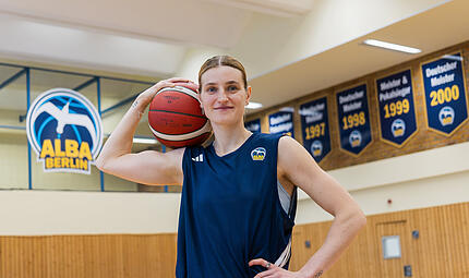 Die Bambergerin Alina Hartmann spielt seit Januar für Alba Berlin. Die Bambergerin Alina Hartmann spielt seit Januar für Alba Berlin.