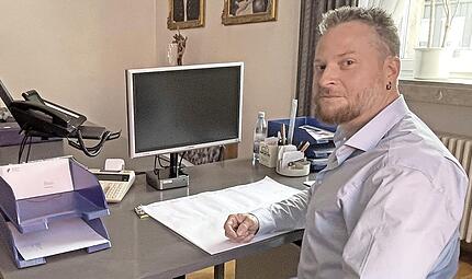 Der künftige Bürgermeister von Eltmann, Daniel Purkert: Dieser Tage immer auf dem Sprung und in Vorbereitungsgesprächen auf sein neues Amt als Stadtoberhaupt. Der künftige Bürgermeister von Eltmann, Daniel Purkert: Dieser Tage immer auf dem Sprung und in Vorbereitungsgesprächen auf sein neues Amt als Stadtoberhaupt.