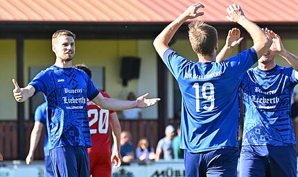 Schaffen die Hallerndorfer den Klassenerhalt und damit ein kleines Fußballwunder? Aktuell sieht es jedenfalls gut aus. Schaffen die Hallerndorfer den Klassenerhalt und damit ein kleines Fußballwunder? Aktuell sieht es jedenfalls gut aus.