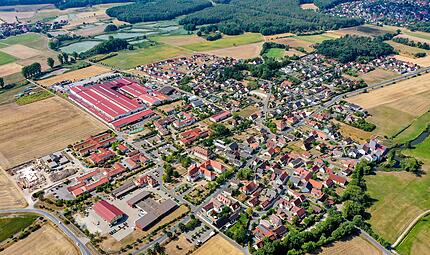 Der Gemeinderat Gremsdorf entscheidet über ein Grundstück im Ort. Unser Foto zeigt den Ort von oben. Der Gemeinderat Gremsdorf entscheidet über ein Grundstück im Ort. Unser Foto zeigt den Ort von oben.