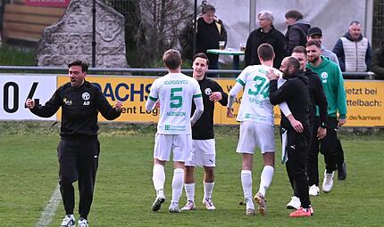 Sport Fußball Saison 2025 / 2026 Bayernliga Nord 27. Spiel am Dienstag 14.04.2026 Spielort Sepp-Endres-Sportanlage Würzburg, Platz 1 | Mainaustr. 32 | 97082 Würzburg Beginn 18.15 h Würzburger FV 04 gegen TSV Neudrossenfeld Halbzeitergebnis 2:0 E Sport Fußball Saison 2025 / 2026 Bayernliga Nord 27. Spiel am Dienstag 14.04.2026 Spielort Sepp-Endres-Sportanlage Würzburg, Platz 1 | Mainaustr. 32 | 97082 Würzburg Beginn 18.15 h Würzburger FV 04 gegen TSV Neudrossenfeld Halbzeitergebnis 2:0 E