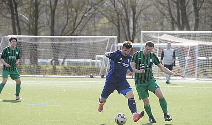 Mit Neukenroth hatte der TSV Mönchröden II seine liebe Mühe, gegen Staffelstein muss ein Sieg her. Hagen Lehmann Mit Neukenroth hatte der TSV Mönchröden II seine liebe Mühe, gegen Staffelstein muss ein Sieg her. Hagen Lehmann