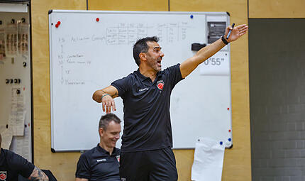 BMA365 Bamberg Baskets - Syntainics MBC Jesus Ramirez trifft am Samstag in Ludwigsburg auf seinen alten Trainerkollegen aus seiner Zeit in Bilbao, Carles Duran.