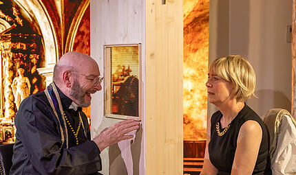 W42_0210_torturm_die-letzte-beichte_04-26-2.jpg W42_0210_torturm_die-letzte-beichte_04-26-2.jpg