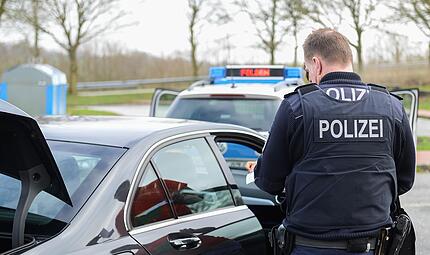 Festgefahren an der B303 bei Ebersdorf bei Coburg Festgefahren an der B303 bei Ebersdorf bei Coburg