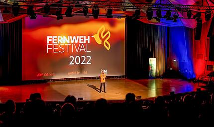Fernweh Festival in Erlangen im Jahr 2022. Das Fernweh Festival in Erlangen im Jahr 2022. Die Veranstaltung macht mit Vorträgen und Messe Lust auf Outdoor und Reisen.