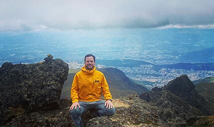 Marius Hess lebt und arbeitet seit fast zwei Jahren in Ecuador als Lehrer an der Deutschen Schule in Cumbaya bei Quito. Hier ist er auf dem Hausberg Quitos, dem Rucu Pinchincha, auf 4700 Metern Höhe. Marius Hess lebt und arbeitet seit fast zwei Jahren in Ecuador als Lehrer an der Deutschen Schule in Cumbaya bei Quito. Hier ist er auf dem Hausberg Quitos, dem Rucu Pinchincha, auf 4700 Metern Höhe. 