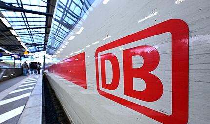 ICE der Deutschen Bahn ICE der Deutschen Bahn